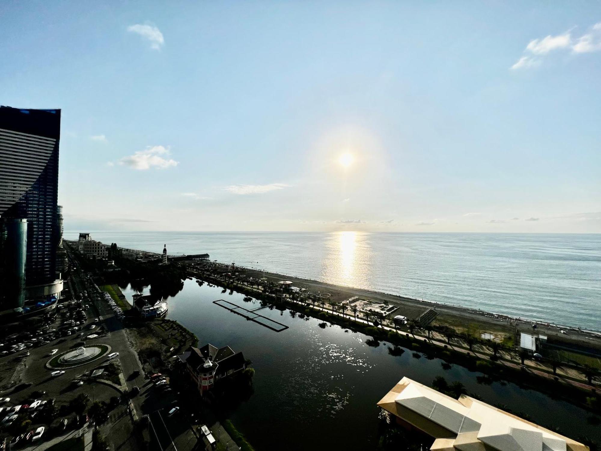My Sunshine Apartments In Batumi Exterior photo