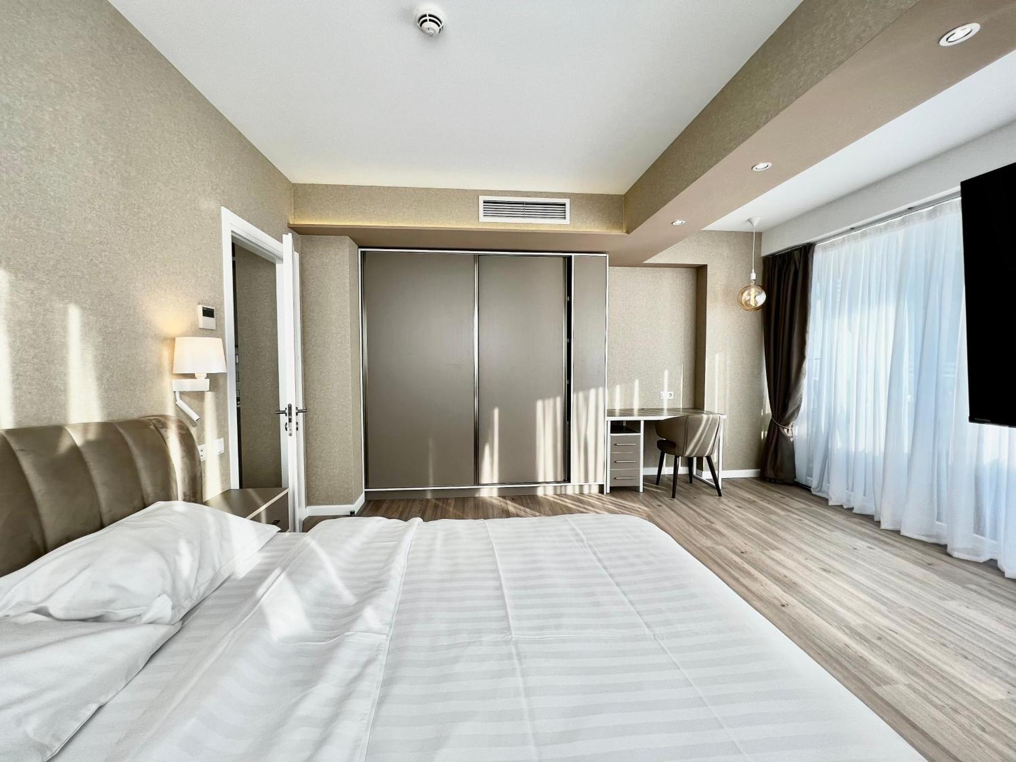 My Sunshine Apartments In Batumi Exterior photo