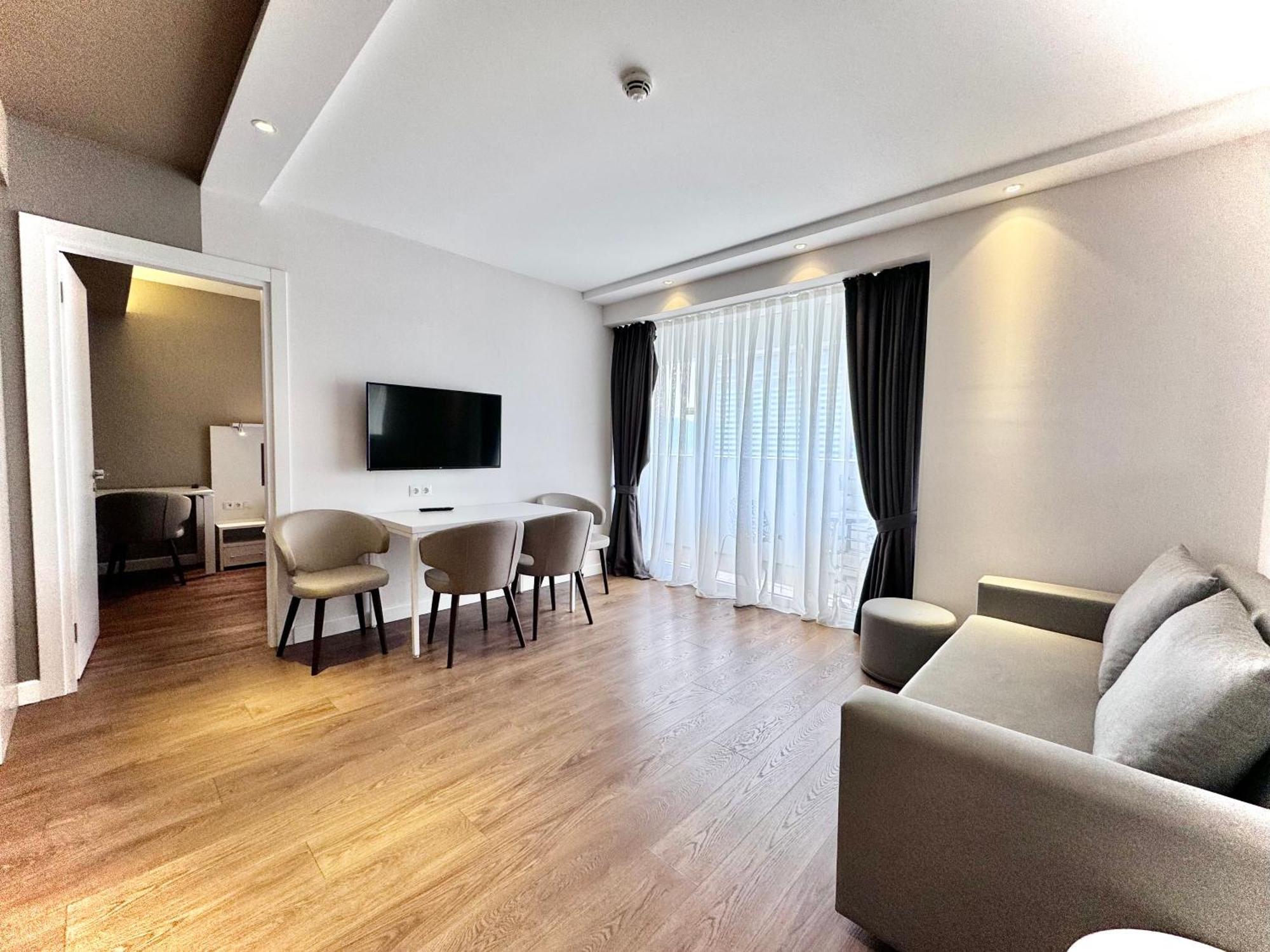 My Sunshine Apartments In Batumi Exterior photo